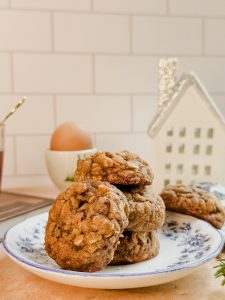 Galletas de Pan de Pascua, húmedas, especiadas, con frutos secos, cranberries y naranjas confitadas artesanales (4 unidades).